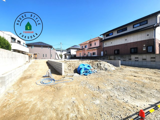 福岡市早良区次郎丸4丁目第2-3棟（3号棟）の前面道路含む現地写真|見学の時間などお気軽にお問い合わせ下さい。