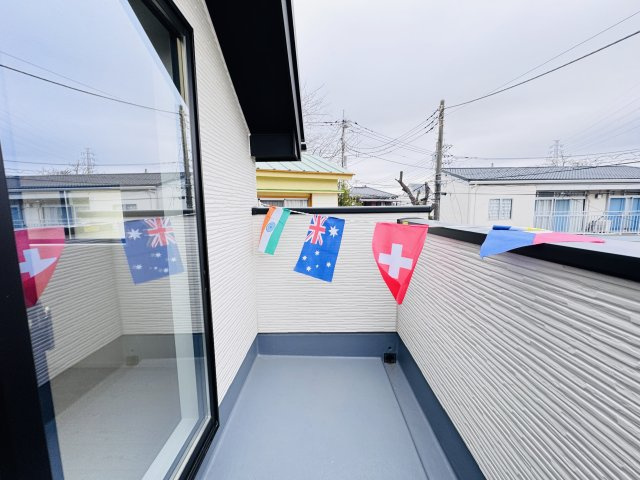 柏市松ケ崎新築戸建（松ケ崎９期）のバルコニー|寝室前南東向きバルコニー