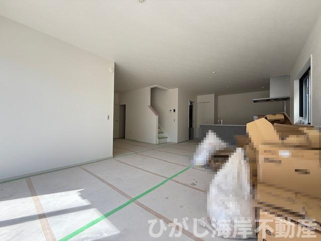 平塚市御殿４丁目　新築戸建　全５棟のダイニング|3月5日撮影　建築中　22.5帖　LDK