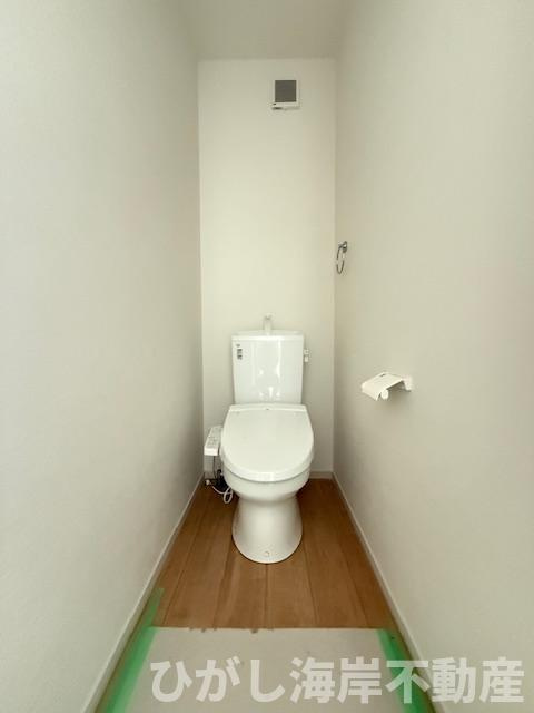 平塚市御殿４丁目　新築戸建　全５棟のトイレ|3月5日撮影　建築中　洗浄機能付きお手洗い