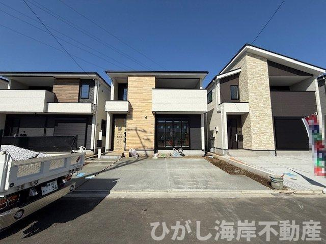 平塚市御殿４丁目　新築戸建　全５棟の外観|3月5日撮影　外構工事中　現地外観