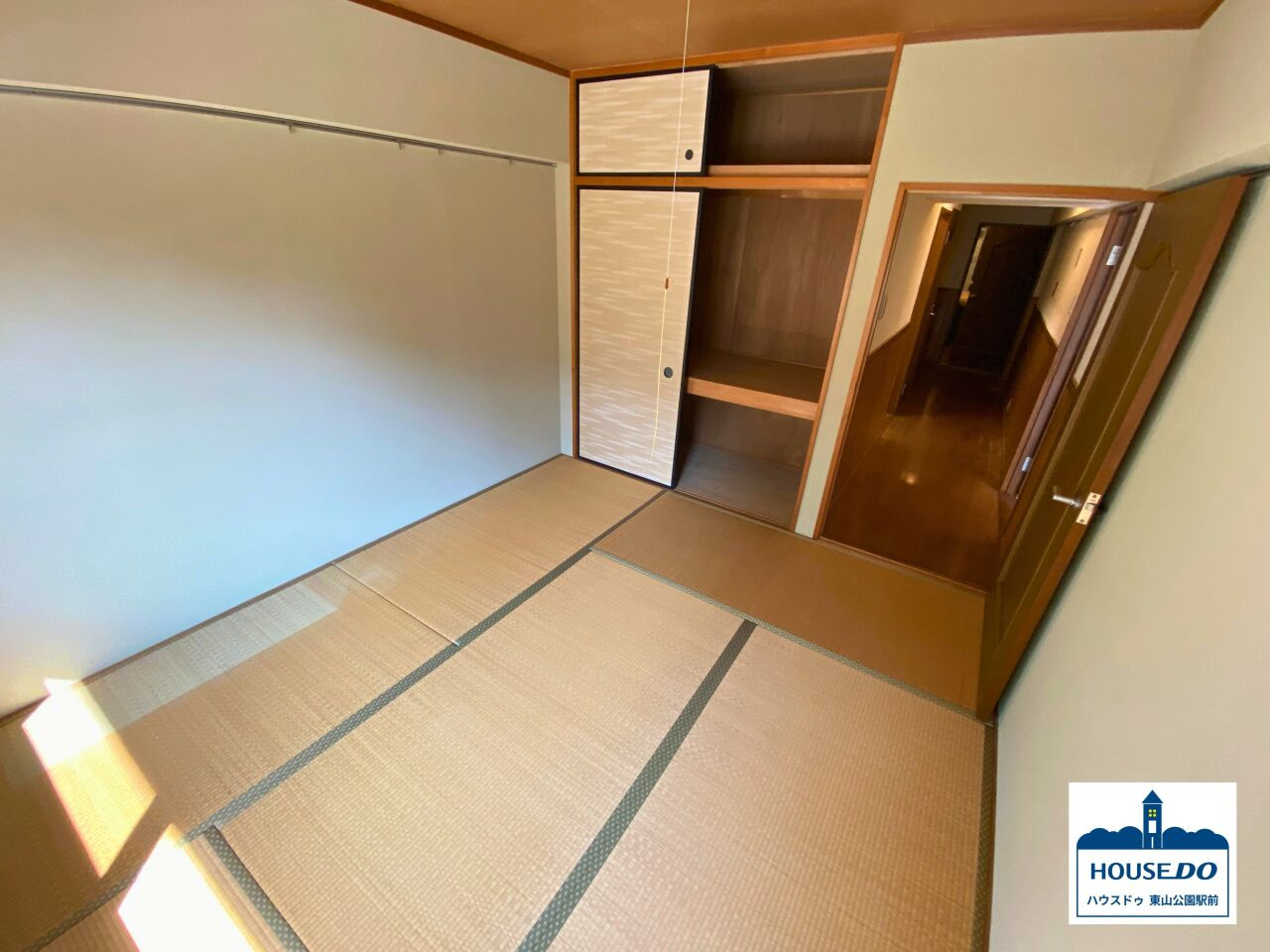 駅近！ゆとりの124㎡超え♪虹ヶ丘マンション本館の和室|畳の香りに包まれた和室は、来客用のおもてなしスペースとしてはもちろん、ご家族での団らんや趣味の空間にもぴったりです。