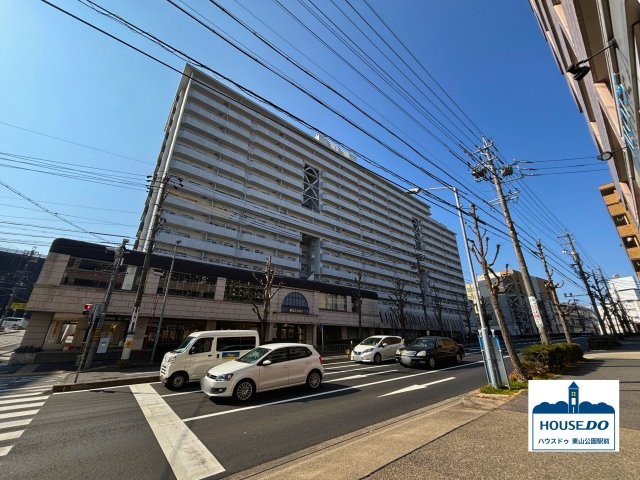 駅近！ゆとりの124㎡超え♪虹ヶ丘マンション本館
