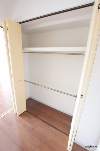 パークフラッツ野田阪神駅前　仲介手数料無料の収納