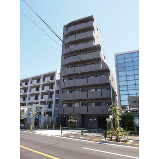 【外観】 | 鉄筋コンクリート造のがっちりとした建物。