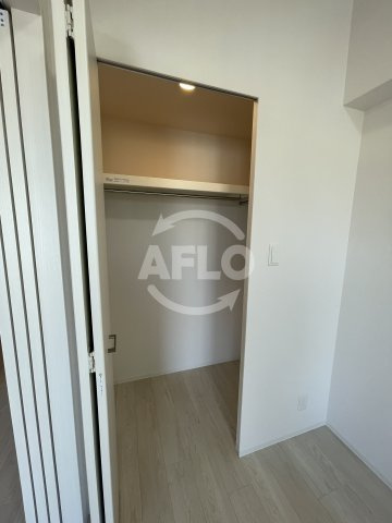 Luxe玉造南の収納|Luxe玉造南　ウォークインクローゼット