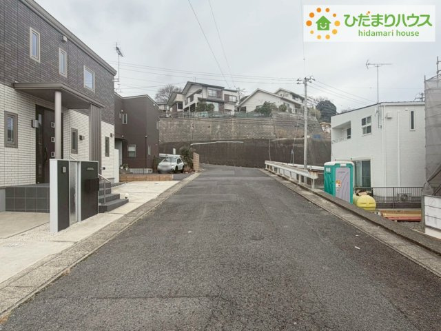 日立市森山町9期　新築戸建の前面道路含む現地写真|前面道路幅6ｍ☆車の出入りもラクラクできちゃいます(^^♪