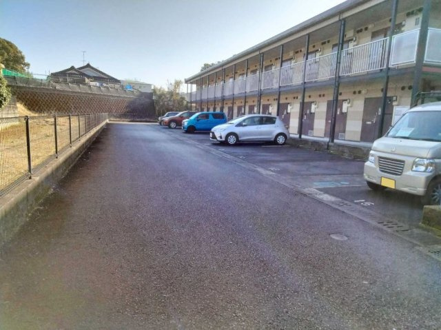 【駐車場】