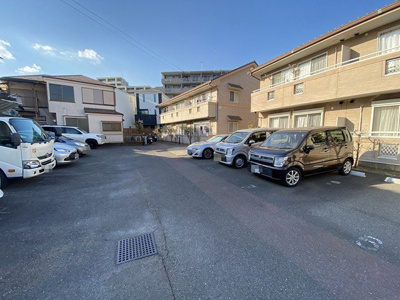 【外観】 | サンフォレストB | 東急東横線「大倉山」駅まで徒歩10分！便利な立地の2階建てアパートです♪通勤通学はもちろん、お買い物やお出かけにもGood☆