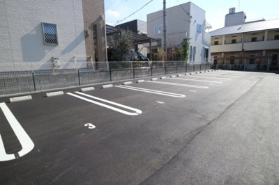 【駐車場】 | ルーチェ鳳