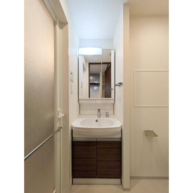 オーパスホームズ南行徳　旧レフィールオーブ南行徳駅前の洗面所