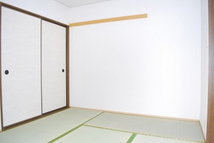 ヴルヴァール観世の和室