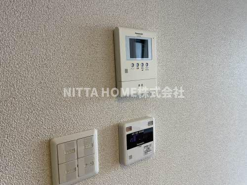 福知山市土師新町１丁目のアパートのセキュリティ|顏が見えるモニタ付きインターホンつきで来客時の対応の安心◎