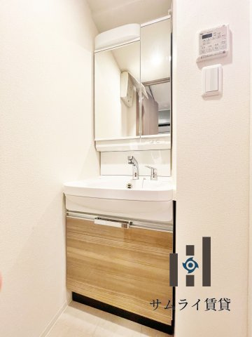 プレサンス東別院駅前Ⅱの洗面所