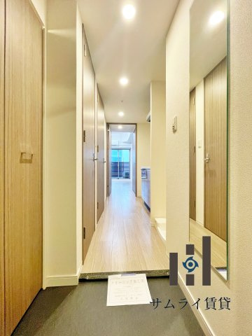 プレサンス東別院駅前Ⅱの玄関