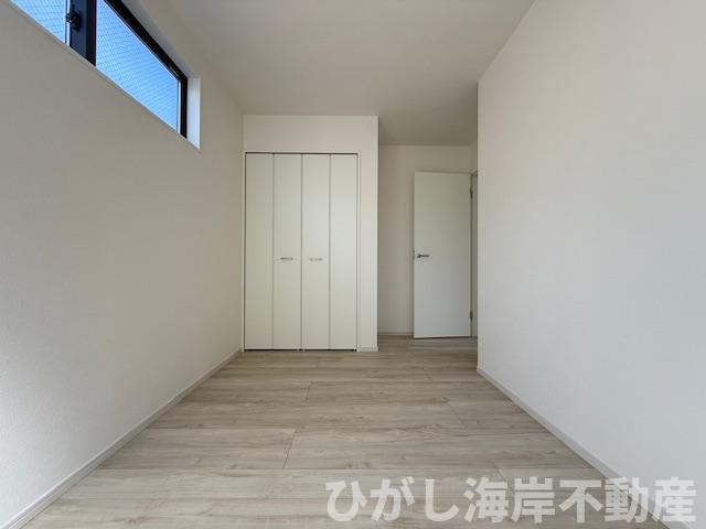 平塚市御殿４丁目　新築戸建　全５棟の内装|5.4帖　洋室