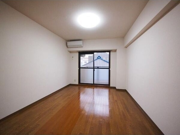 クレストステージ瑞穂の居間・リビング