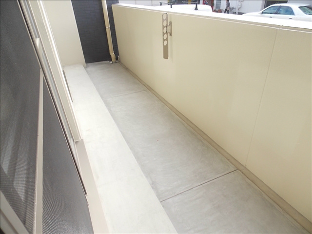 エクセル新宿のバルコニー