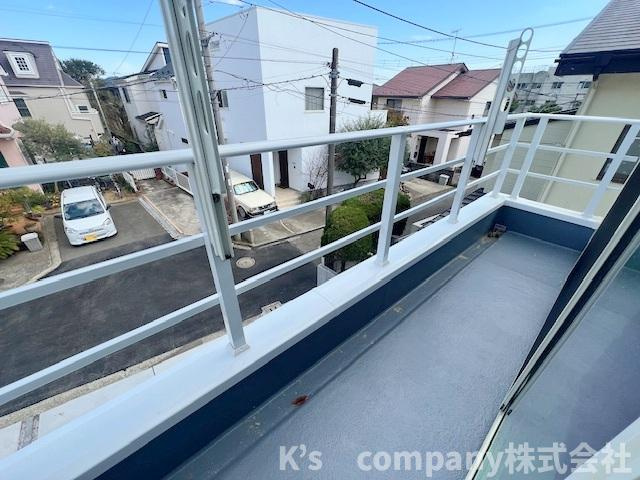 ●藤沢市辻堂東海岸1丁目　新築戸建　3号棟のバルコニー|バルコニー☆前面が道路で開放感があります◇