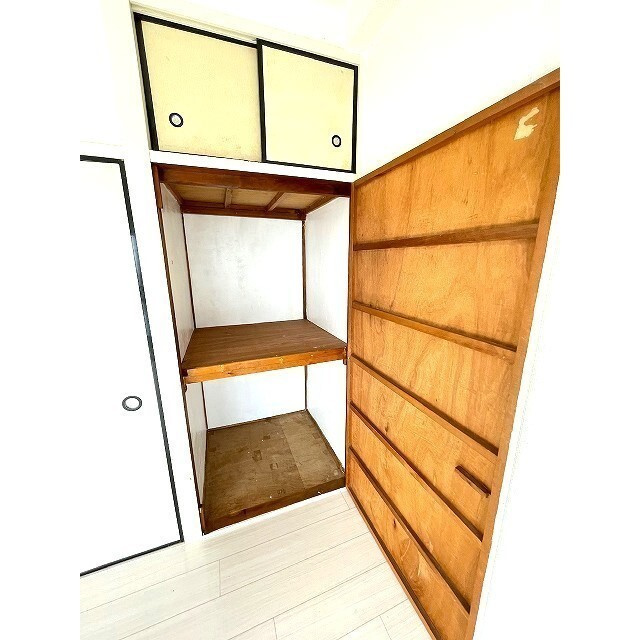 六甲台マンションの収納