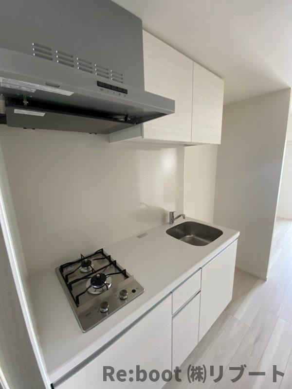 オーパスホームズ南行徳【旧レフィールオーブ南行徳駅前のキッチン