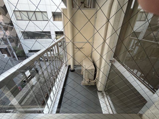 【バルコニー】