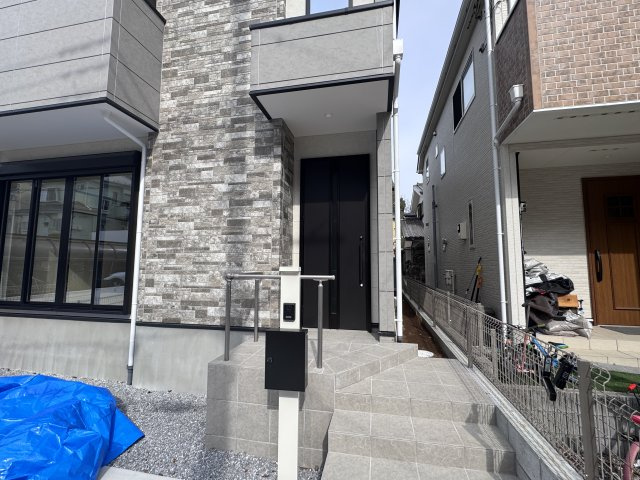 柏市柏新築戸建（柏９期）のエントランス|エントランス・玄関ポーチ