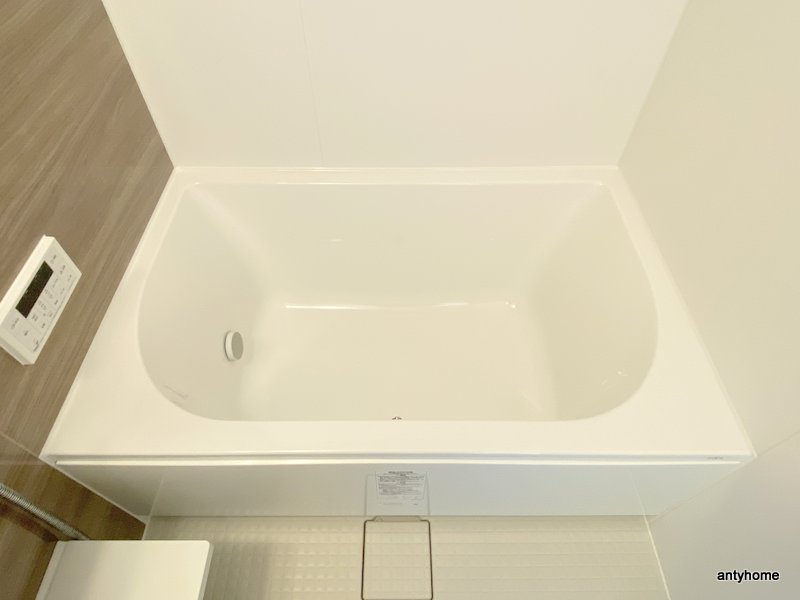 リヴェント難波サウス　仲介手数料無料の浴室