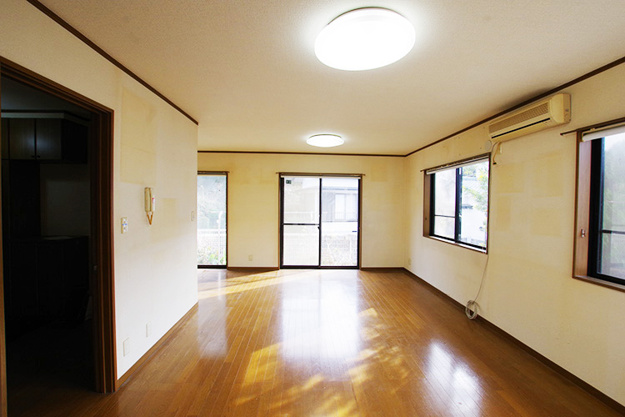 【居間・リビング】 | 熱海市下多賀　戸建