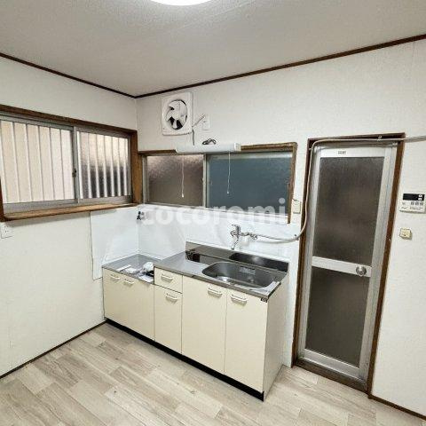 杉山手1丁目戸建のキッチン