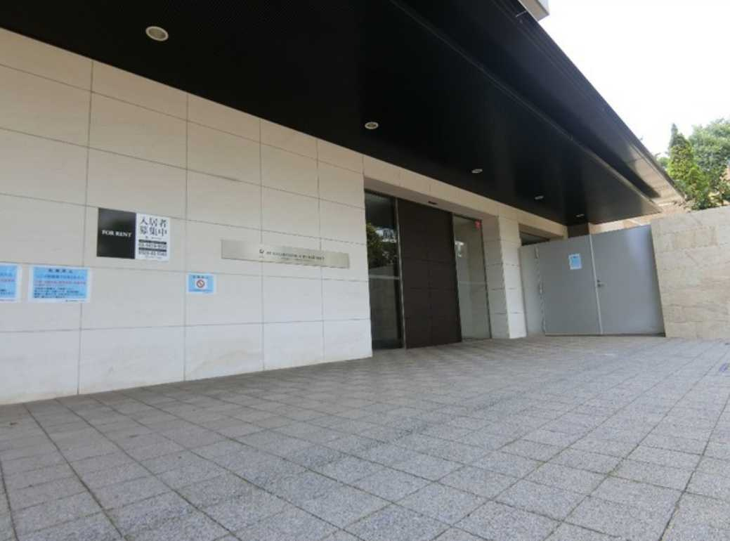 HF若林公園レジデンス　ネット無料　ペット飼育可　管理人日勤のエントランス