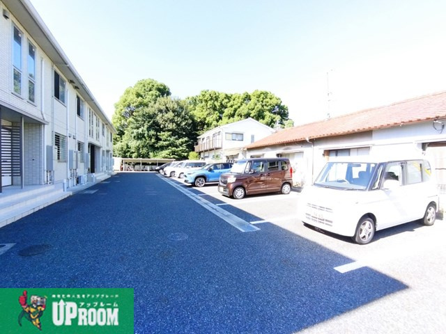 ベルデュールの駐車場