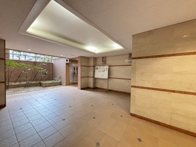 【エントランス】 | レピア堺湊 | お客様にとって最良のマイホームが見つかりますよう、イエストアが全力でお手伝いさせていただきます！いつでもお気軽にお問い合わせ下さい♪