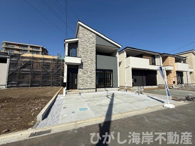 平塚市御殿４丁目　新築戸建　全５棟の前面道路含む現地写真|現地外観