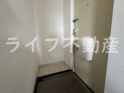ベネルックスOOSTENの玄関|毎日通る玄関はこちらです