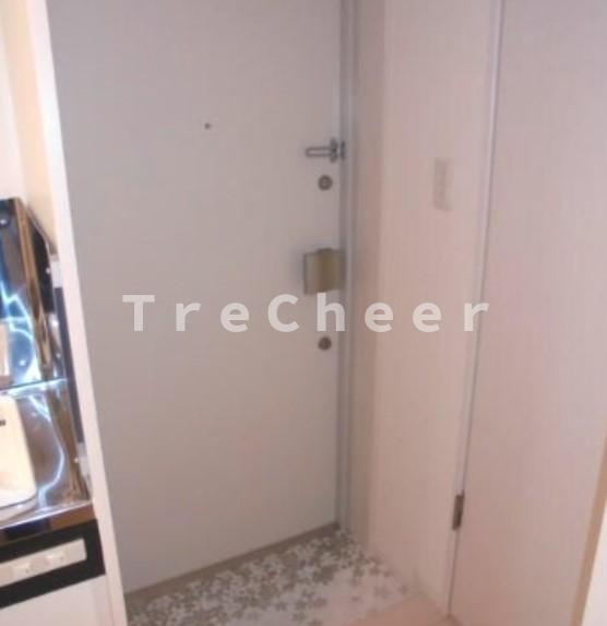 ウィンレックス赤羽二丁目の玄関