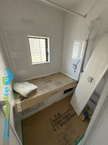 藤沢市高倉　中古戸建の浴室|内外装リフォーム中
2026年4月21日撮影
