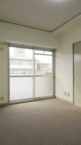 桜川パークマンションの洋室