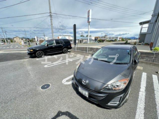カーサ　モデルノＢの駐車場|高崎、前橋のお部屋探しはエンドスケープまで！お客様の理想お聞かせ下さい♪