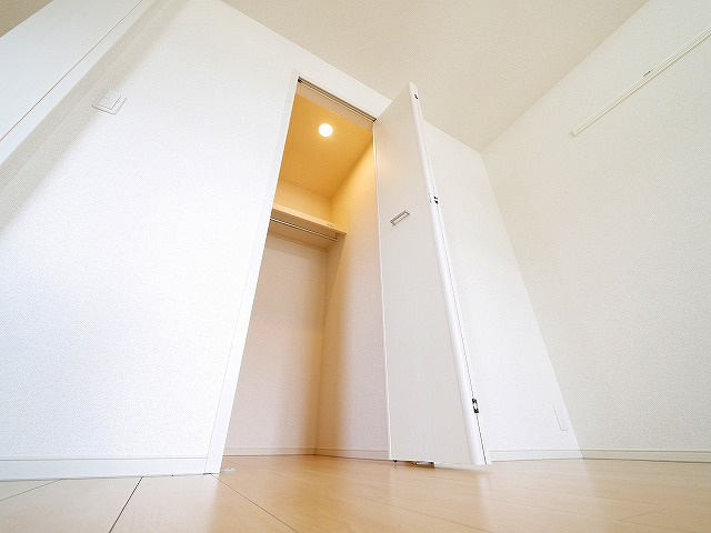 アルバ　Ⅲの収納|こまごまとしたものを収納できそうですね