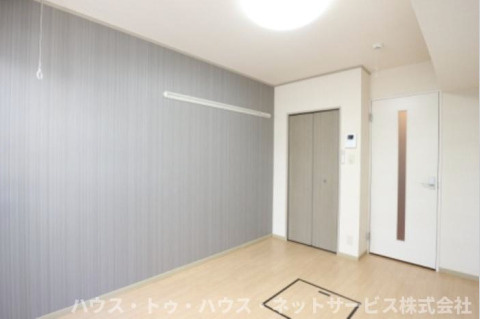 ベルデュールの居間・リビング