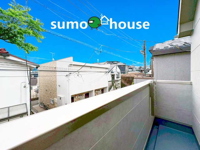 新築戸建　上の宮の前面道路含む現地写真
