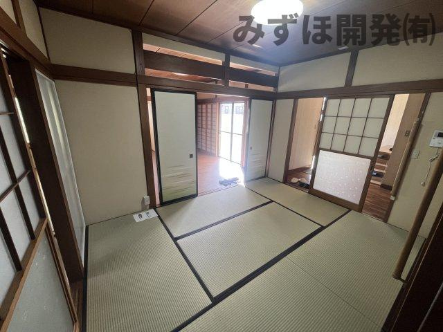 天童市大字高木字鳥居960の和室