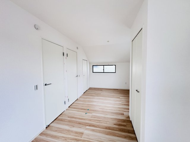流山市東深井新築戸建（東深井17期）の子供部屋|5.6帖+5.5帖洋室・間仕切りにて部屋分割可能