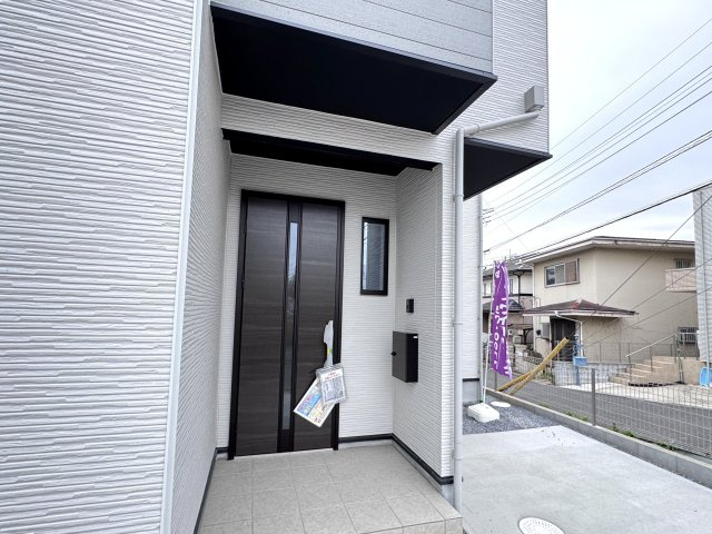 流山市東深井新築戸建（東深井17期）のエントランス|エントランス・玄関ポーチ