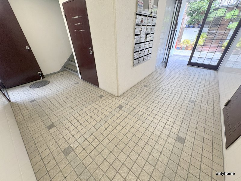 リアライズ上新庄　仲介手数料無料のロビー