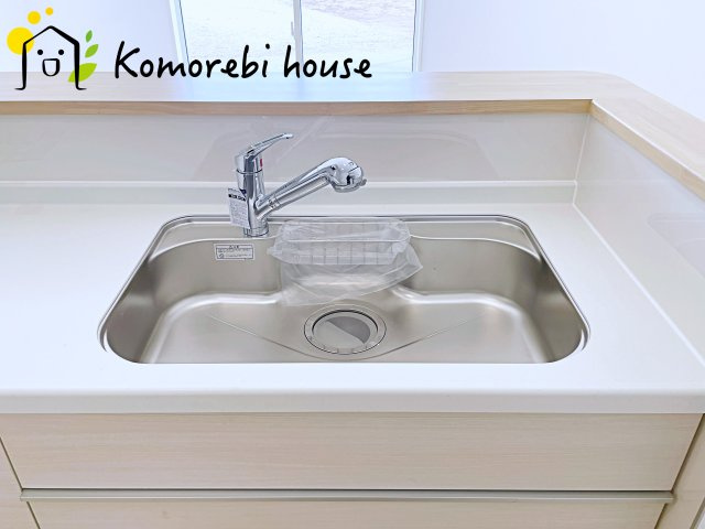 上尾市大谷本郷　第8　新築一戸建て　クレイドルガーデン　06のキッチン|キッチンでお料理をお楽しみください