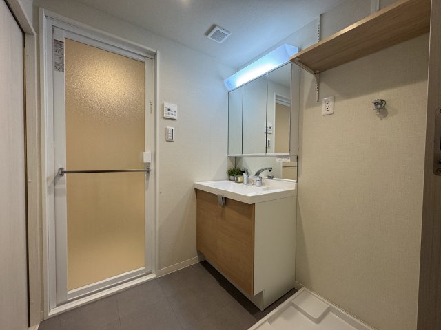 ミニカムマンションの独立洗面台