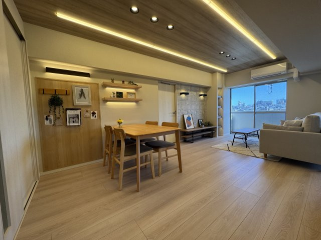 ミニカムマンションの居間・リビング