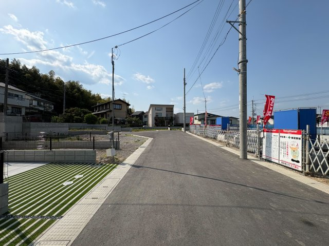【価格改定】長岡京市長法寺力池の前面道路含む現地写真|北東幅員約6.0ｍ